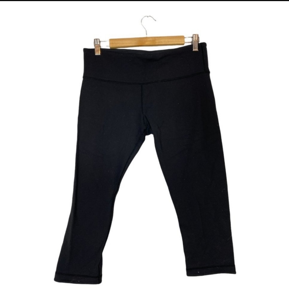 Lululemon Wonder Under crop leggings